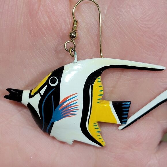 Hand made Angel Fish earrings - Picture 6 of 8